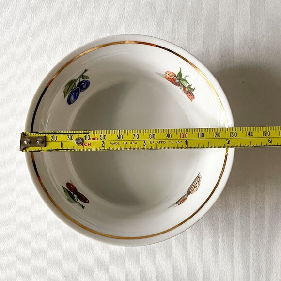Graf von Henneberg JL Menau Fruits Nuts Gold Trim Dessert Bowls GDR Germany 6pc - Picture 2 of 8